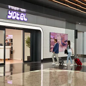 Yotel Airport, Entrance Estambul